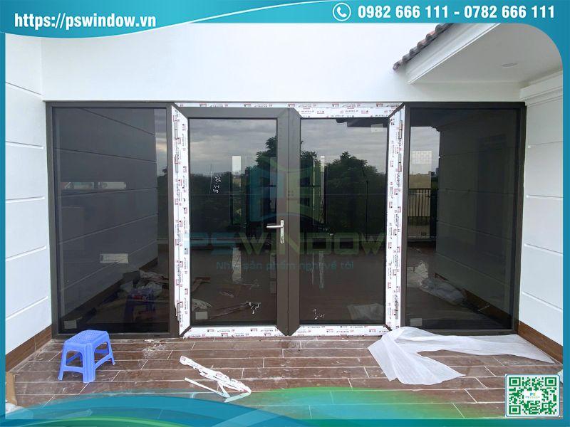 Cửa nhôm Maxpro hệ 65 mở quay màu nâu thu