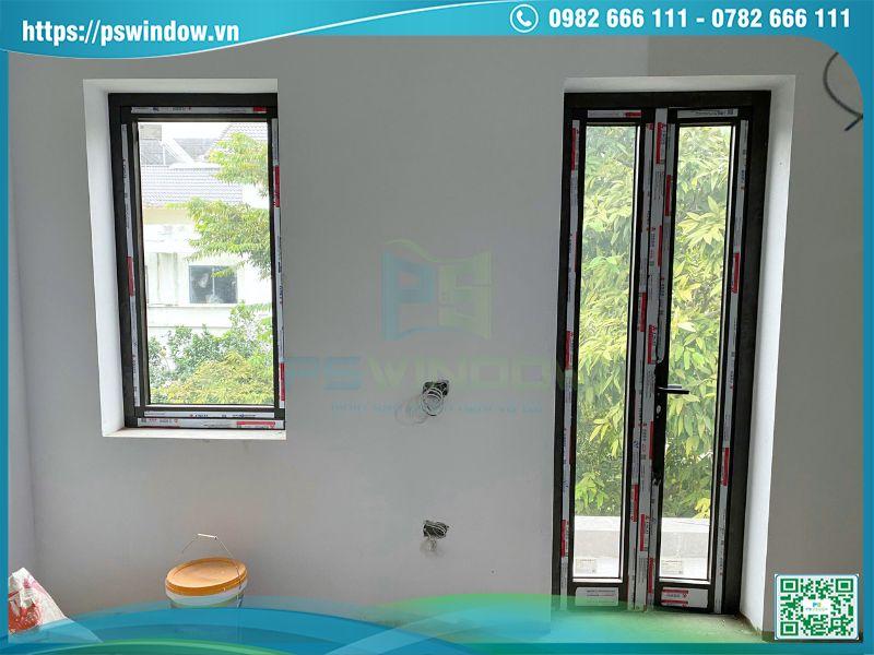 Cửa nhôm Xingfa mở quay kính hộp