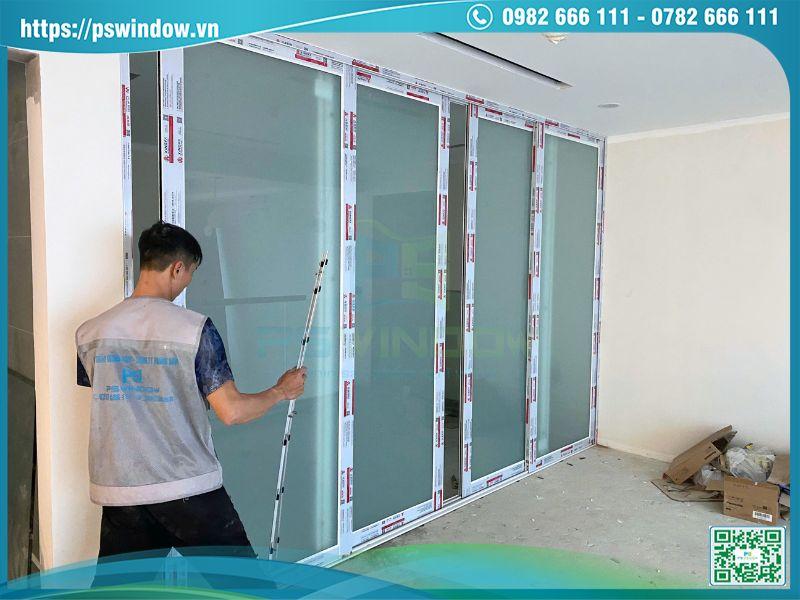 Mẫu cửa lùa 4 cánh Xingfa màu trắng kính hộp mờ