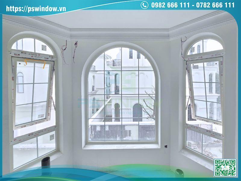 Mẫu cửa nhôm cao cấp đẹp màu trắng uốn vòm cho biệt thự tân cổ điển