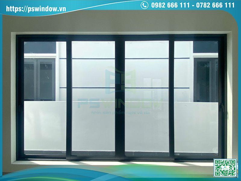 Mẫu cửa nhôm Xingfa 4 cánh lùa màu xám đá hiện đại