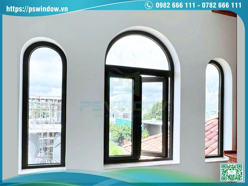 Mẫu cửa sổ mở quay 2 cánh Maxpro và vách kính uốn vòm