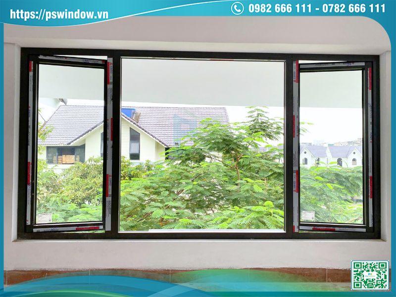 Mẫu cửa sổ mở quay Xingfa kết hợp vách kính lấy sáng