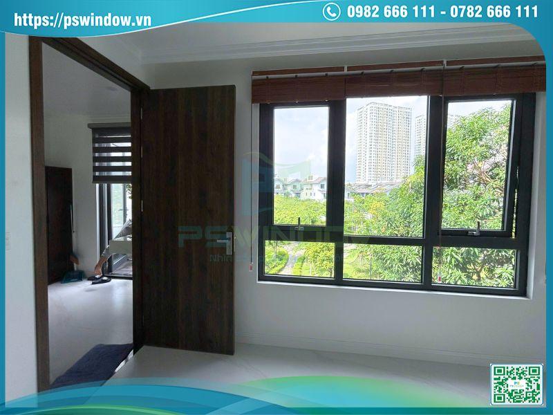 Mẫu cửa sổ mở hất nhôm Xingfa kết hợp vách kính lấy sáng