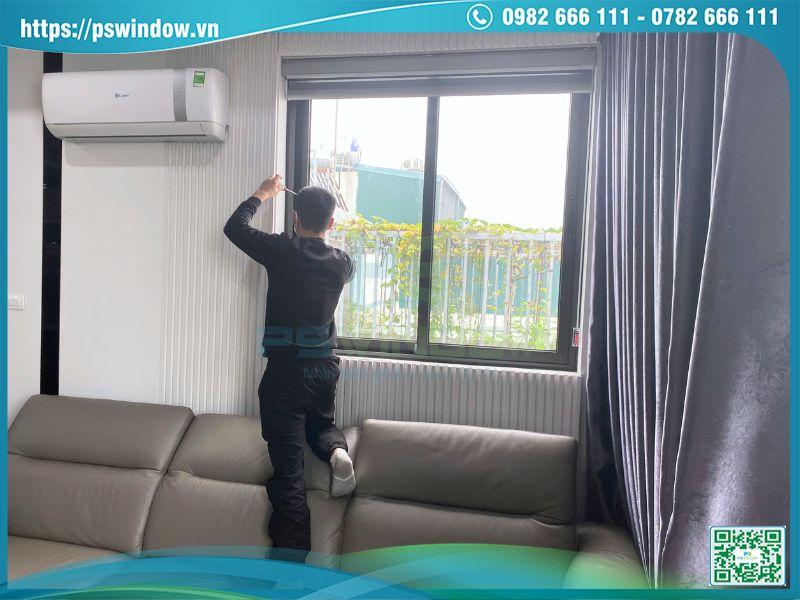 Pswindow bảo dưỡng cửa cho khách hàng