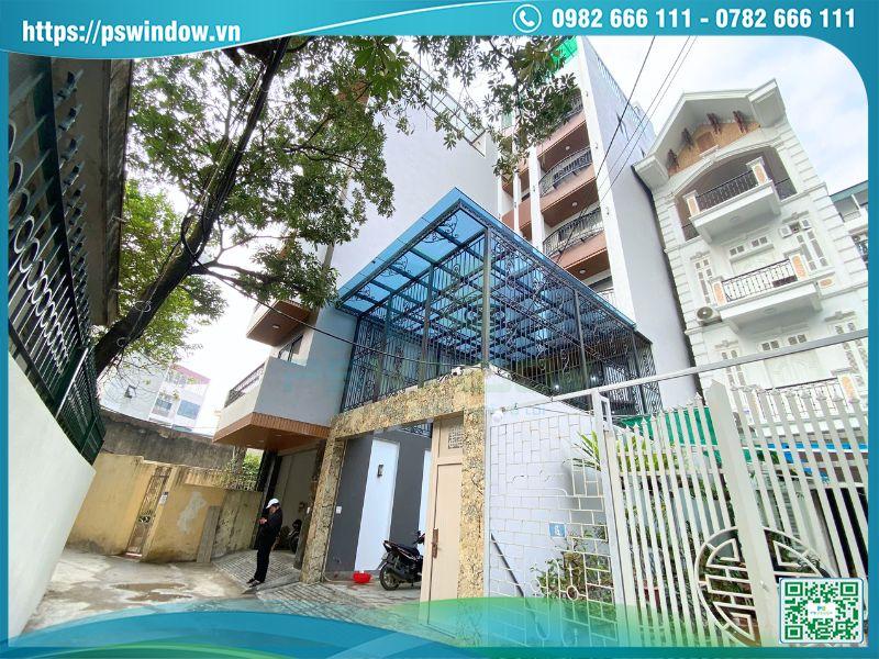 Thi công cửa nhôm Rolan cho nhà phố tại Xuân La