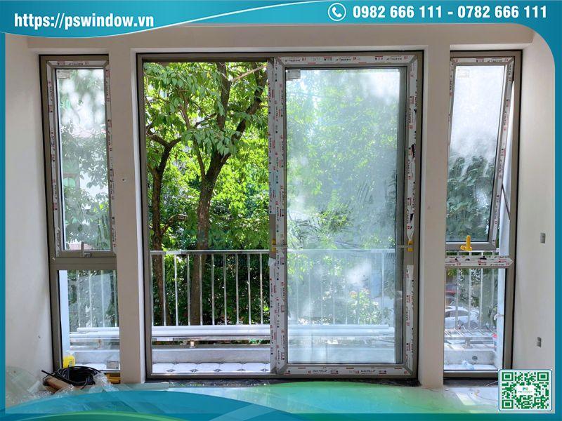 Bộ cửa Maxpro sử dụng phụ kiện Cmech và gioăng EPDM cao cấp