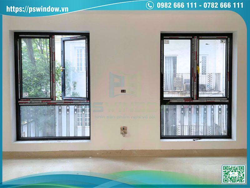 Cửa nhôm cách nhiệt sử dụng phụ kiện Cmech bền đẹp, an toàn