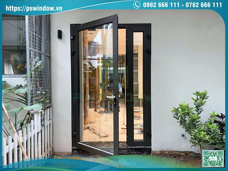 Cửa nhôm kính sử dụng phụ kiện Roto cao cấp bền đẹp, an toàn