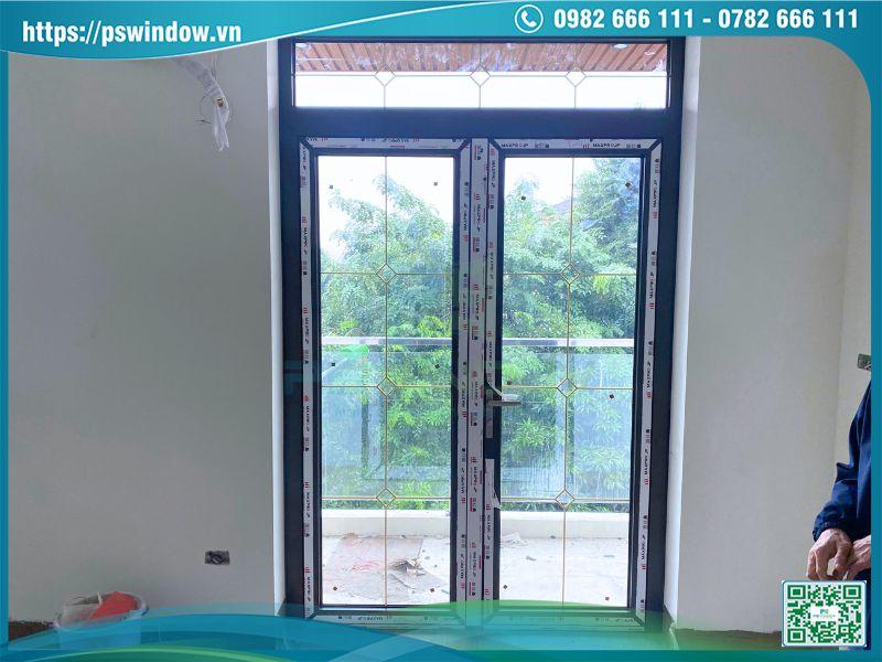 Cửa nhôm Maxpro hệ 55 mở quay màu đen hiện đại