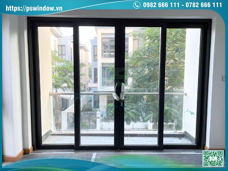 Cửa nhôm Rolan 4 cánh lùa cho phòng ngủ master