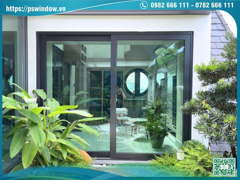 Cửa nhôm Soco với bề mặt Anodizing bền đẹp, chống chịu thời tiết vượt trội