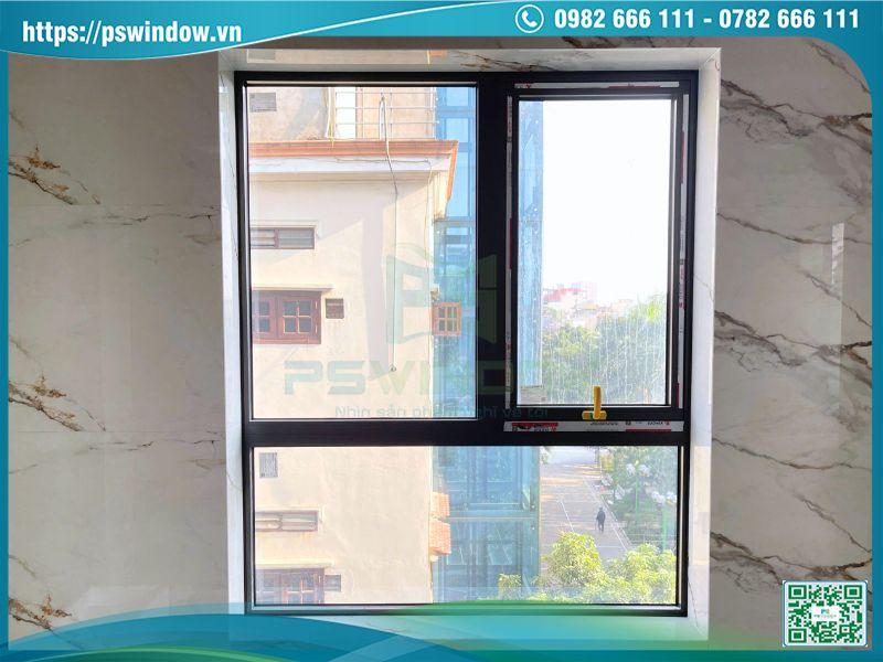 Cửa sổ mở hất 1 cánh kết hợp vách kính lấy sáng