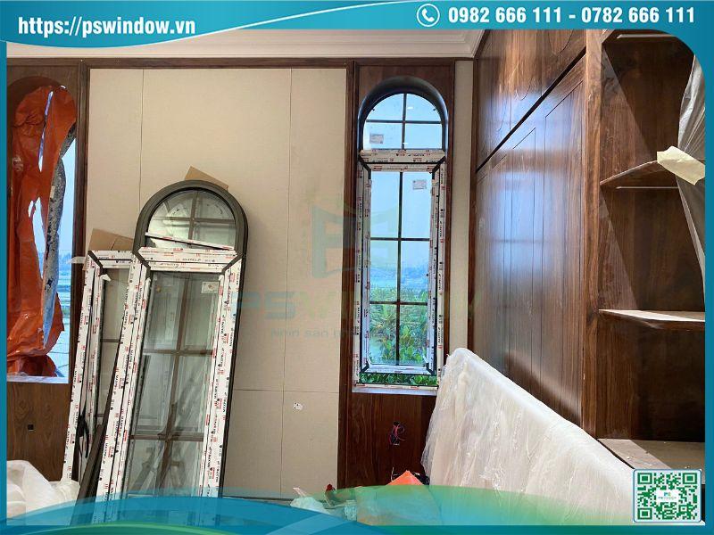 Cửa sổ mở hất Maxpro fix trên uốn vòm