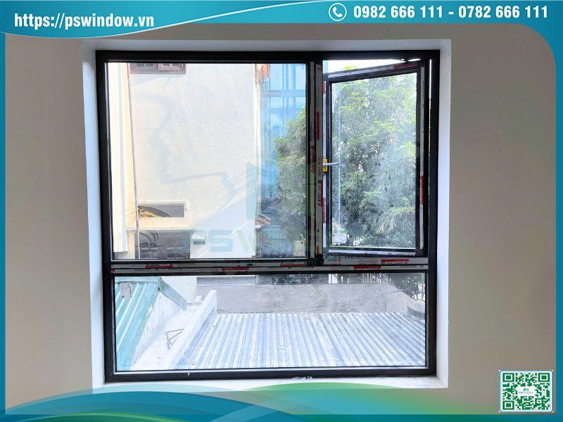 Cửa sổ mở quay 1 cánh Xingfa xám đá kết hợp vách kính lấy sáng