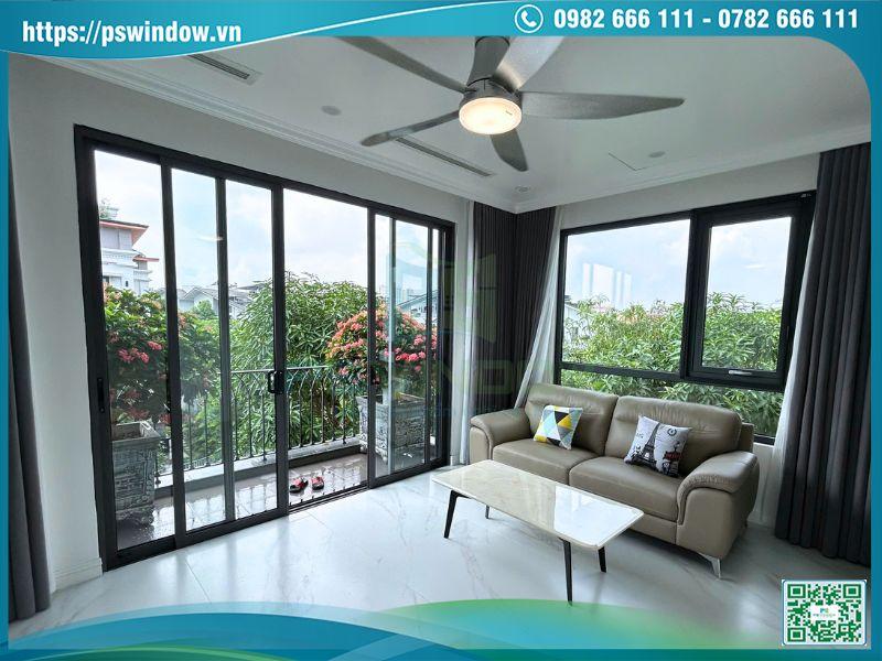 Cửa Xingfa sơn tĩnh điện màu đen hiện đại