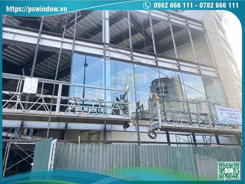 Kính dán Low-e cản nhiệt, chống chói nắng