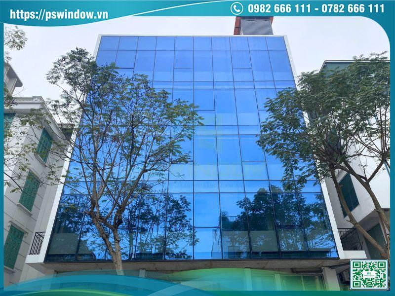 Mặt dựng nhôm Maxpro kính Solar control tiết kiệm năng lượng