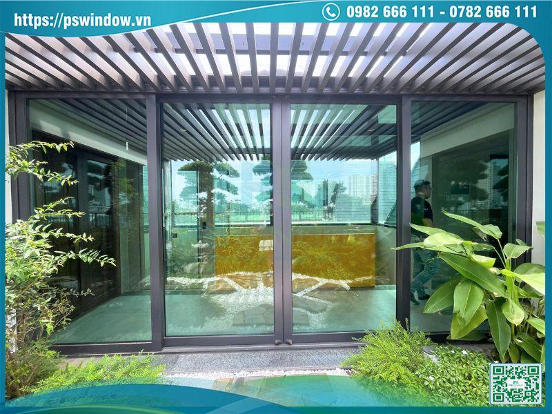 Mẫu cửa 4 cánh lùa khung nhôm cầu kính hộp Low-e cách nhiệt