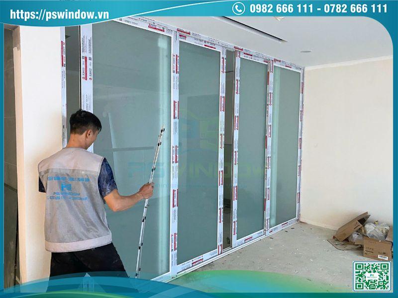 mau cua nhom son tinh dien mau trang 4 canh lua kinh mo