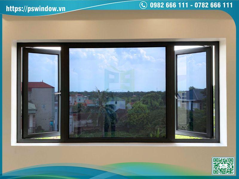 Mẫu cửa sổ mở quay Rolan kết hợp vách kính cách âm cách nhiệt