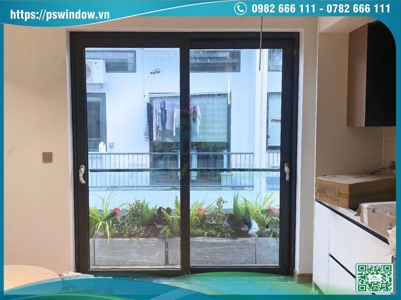 Pswindow lắp đặt cửa Maxpro kính hộp & phụ kiện Roto cách âm hiệu quả