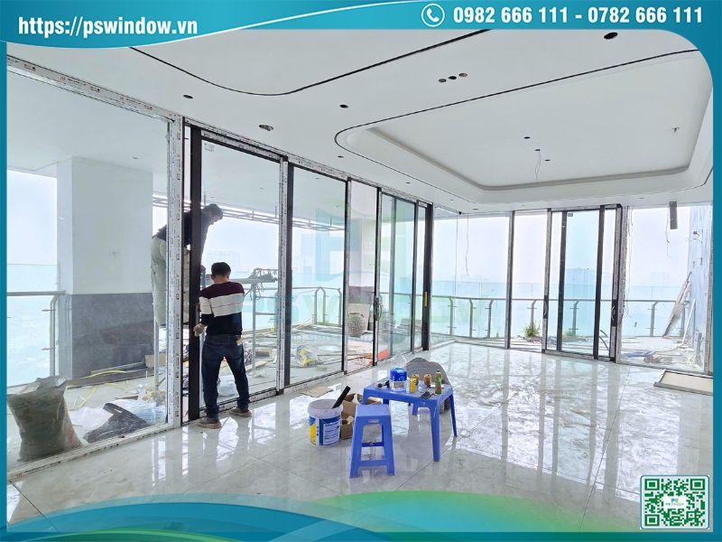 Pswindow lắp đặt cửa nhôm Maxpro cho penthouse Golden Palace 