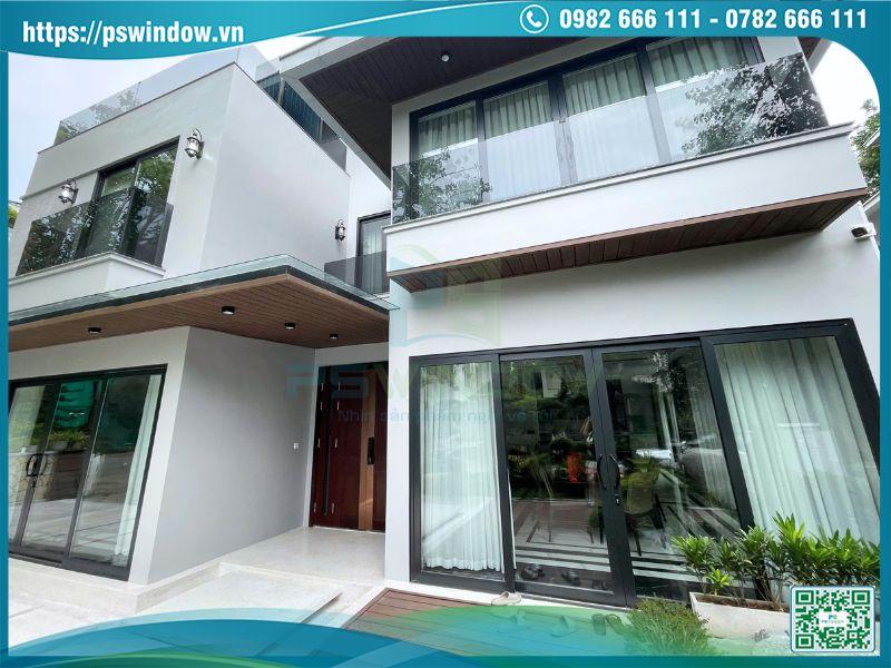 Pswindow thi công cửa nhôm Soco cho công trình biệt thự hiện đại