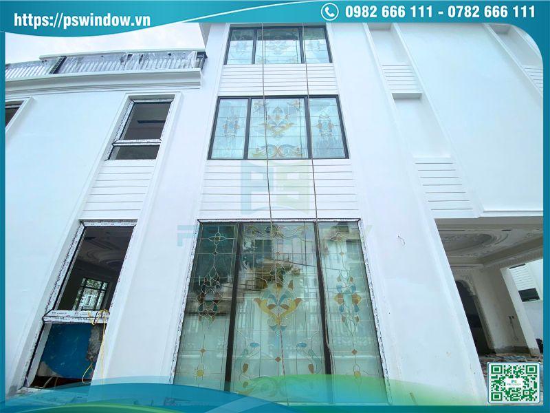 Vách kính hoa đồng khung nhôm Maxpro sang trọng, đẳng cấp