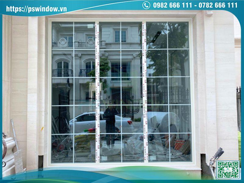 Vách kính khung nhôm Maxpro kính hộp Low-e cách nhiệt có nan chia ô màu trắng