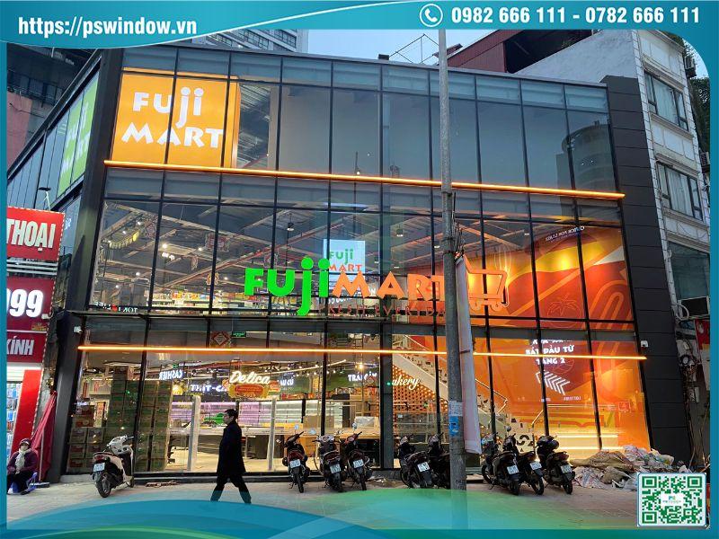 Vách kính mặt dựng Xingfa nhập khẩu, kính Low-E cách nhiệt cao cấp