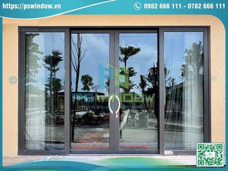 Mẫu cửa chính 4 cánh mở lùa Mẫu cửa chính 4 cánh mở lùa
