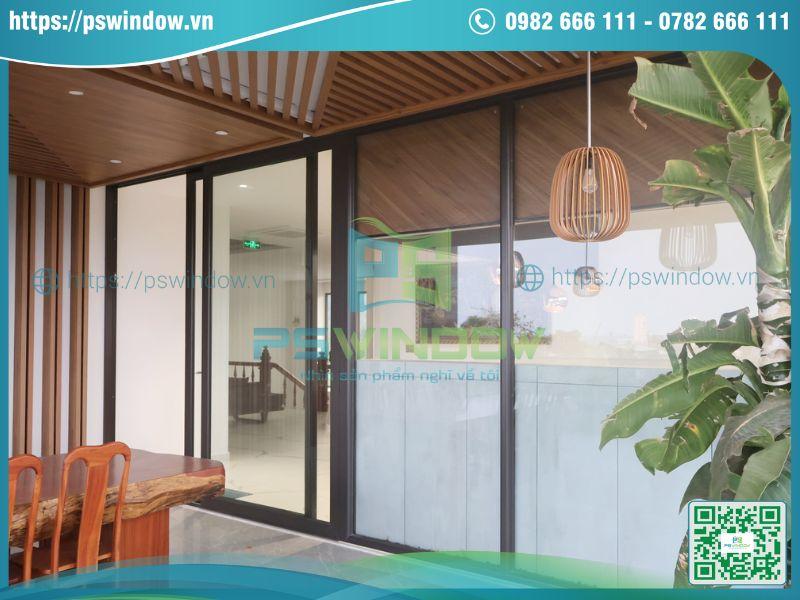 Mẫu cửa kính quán cafe khung nhôm cao cấp Mẫu cửa kính quán cafe khung nhôm cao cấp
