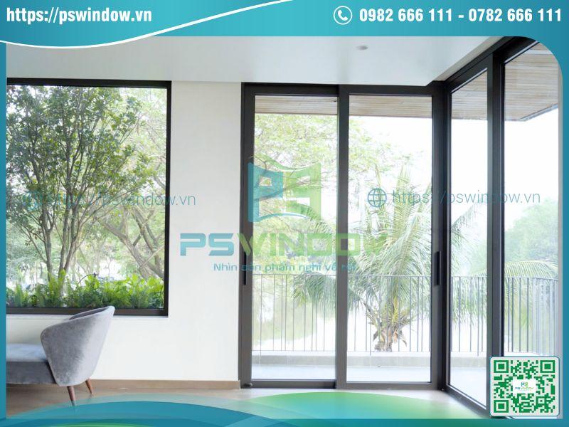 Mẫu cửa lùa vuông góc Maxpro cho ban công chữ L Mẫu cửa lùa vuông góc Maxpro cho ban công chữ L