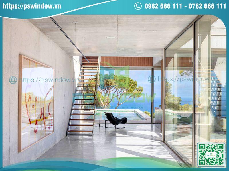 Nhà lắp cửa kính nhiều có thể nóng vào mùa hè Nhà lắp cửa kính nhiều có thể nóng vào mùa hè