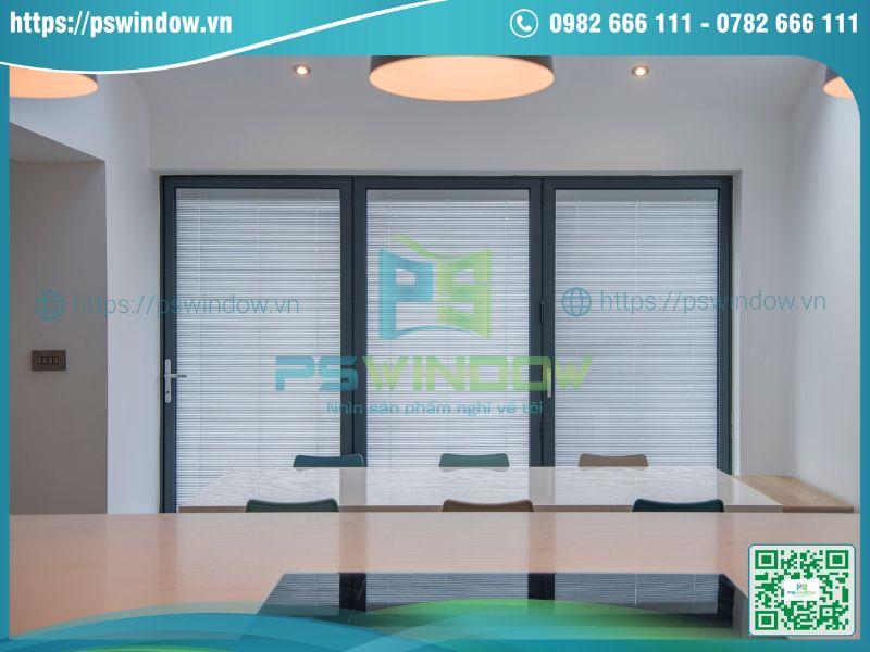 Thiết kế cửa kính rèm sang trọng, hiện đại Thiết kế cửa kính rèm sang trọng, hiện đại