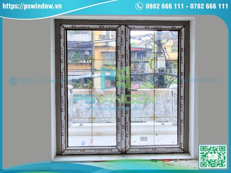 Cửa kính nan đồng 2 cánh mở quay nhôm Maxpro Cửa kính nan đồng 2 cánh mở quay nhôm Maxpro