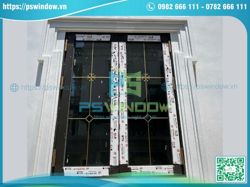 Cửa kính nan đồng chắc chắn, độ an toàn cao Cửa kính nan đồng chắc chắn, độ an toàn cao
