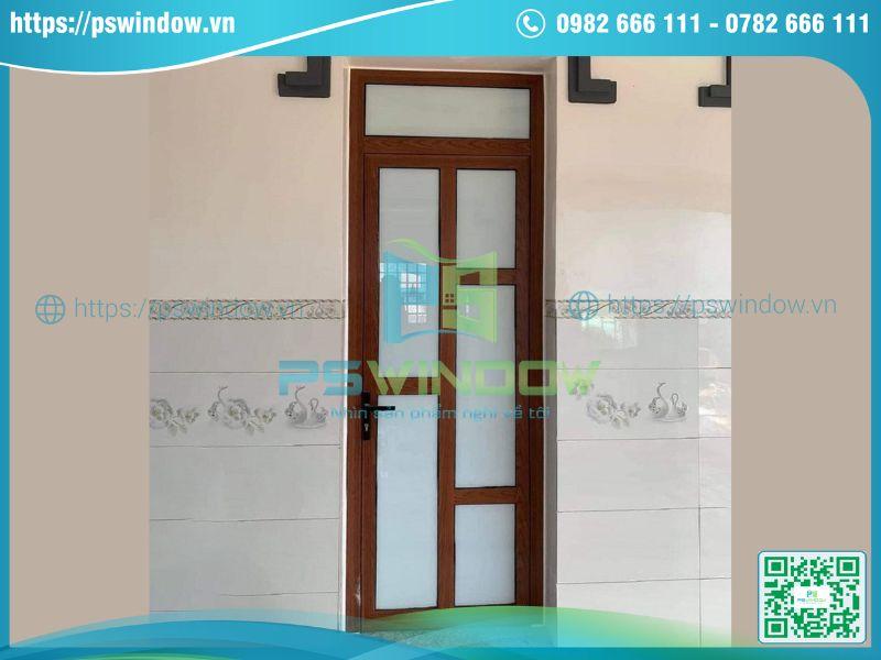 Cửa nhôm kính mở quay 1 cánh chia ô màu vân gỗ Cửa nhôm kính mở quay 1 cánh chia ô màu vân gỗ