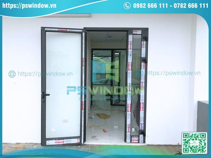 Cửa nhôm Xingfa màu xám ghi Pswindow lắp đặt Cửa nhôm Xingfa màu xám ghi Pswindow lắp đặt