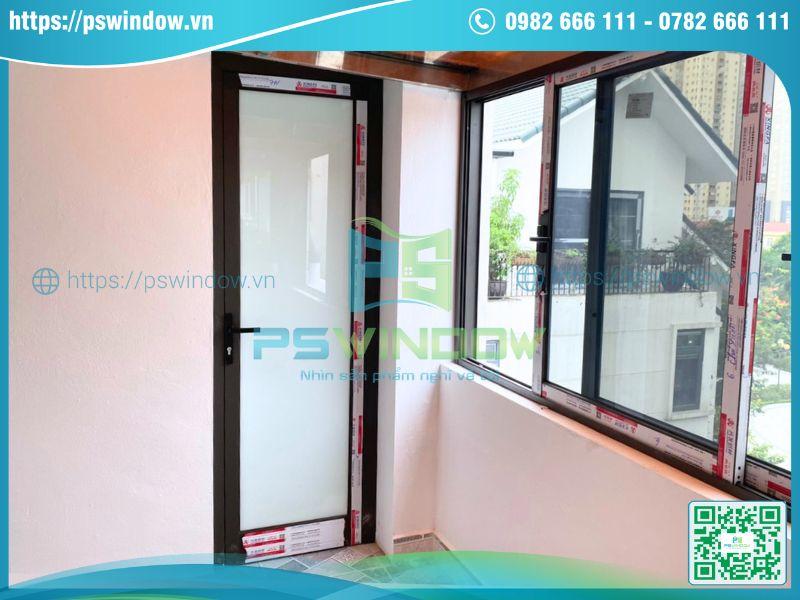 Cửa phòng ngủ nhôm Xingfa 1 cánh mở quay Cửa phòng ngủ nhôm Xingfa 1 cánh mở quay