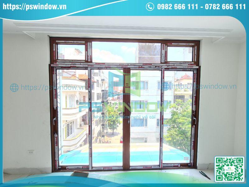 Mẫu cửa lùa nhôm Xingfa 4 cánh cho ban công phòng ngủ Mẫu cửa lùa nhôm Xingfa 4 cánh cho ban công phòng ngủ