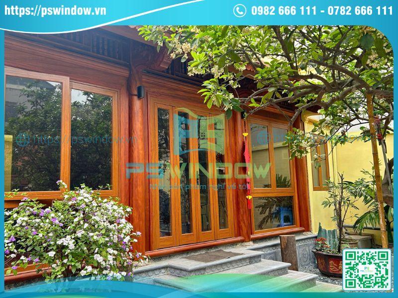 Mẫu cửa mở quay 4 cánh nhôm Xingfa màu vân gỗ Mẫu cửa mở quay 4 cánh nhôm Xingfa màu vân gỗ