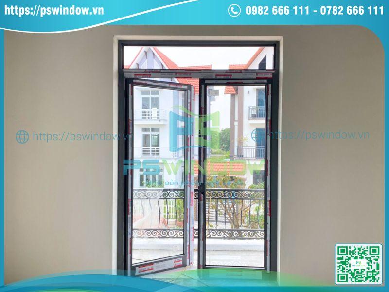 Mẫu cửa nhôm kính cho nhà phố 2 cánh mở quay fix trên Mẫu cửa nhôm kính cho nhà phố 2 cánh mở quay fix trên