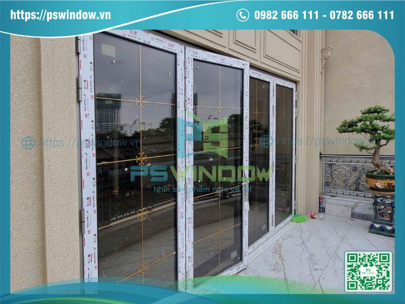 Mẫu cửa nhôm Maxpro mở quay 4 cánh cho ban công rộng Mẫu cửa nhôm Maxpro mở quay 4 cánh cho ban công rộng