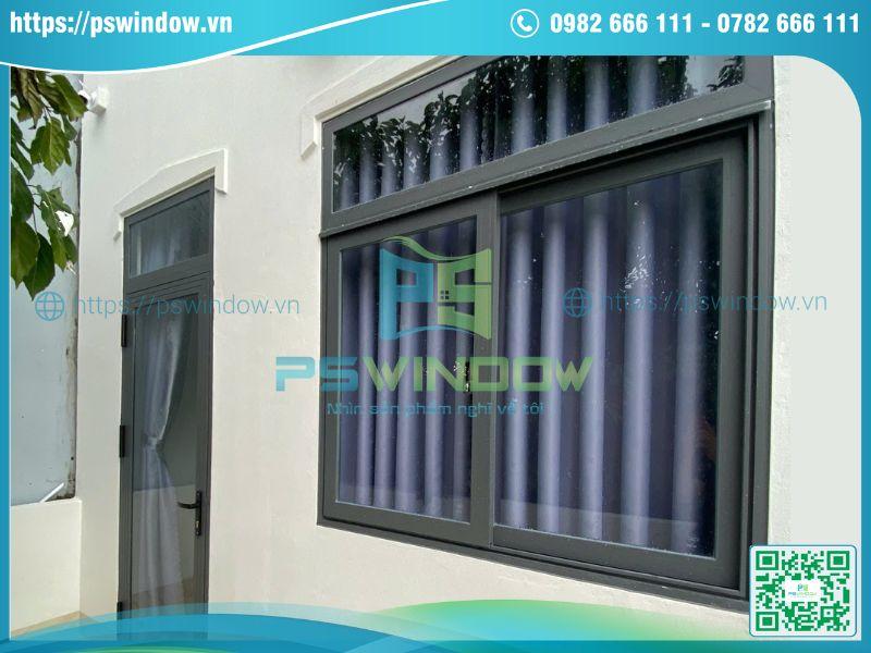Mẫu cửa sổ lùa Xingfa 2 cánh màu xám ghi Mẫu cửa sổ lùa Xingfa 2 cánh màu xám ghi