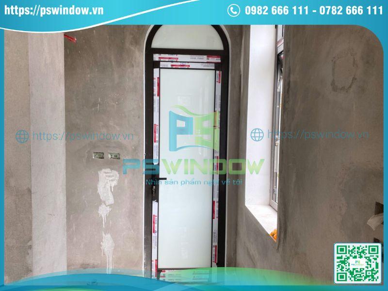 Mẫu cửa Xingfa uốn vòm mở quay 1 cánh kính trắng Mẫu cửa Xingfa uốn vòm mở quay 1 cánh kính trắng