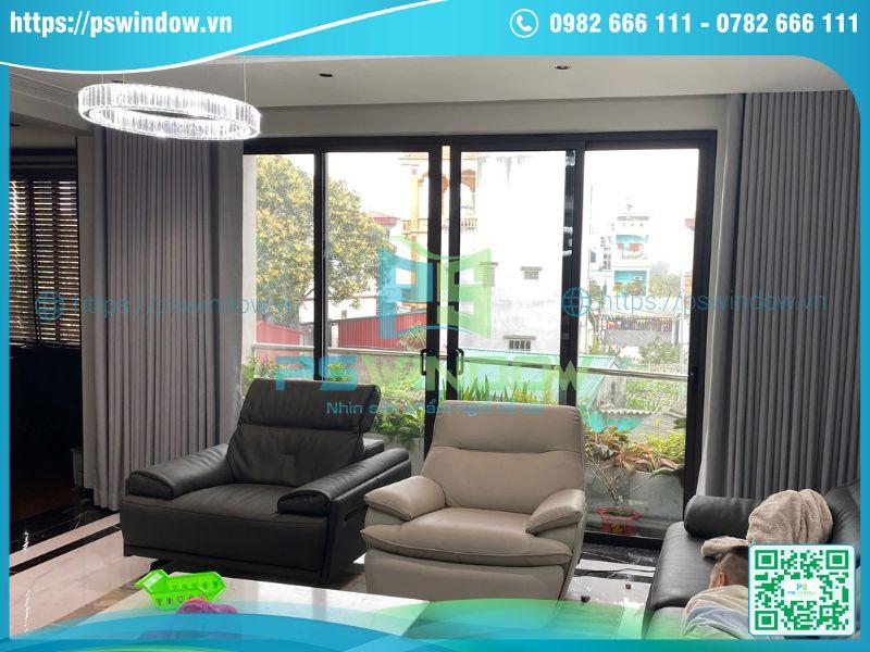 Bộ cửa lùa nhôm kính Pswindow lắp đặt cho nhà phố hiện đại Bộ cửa lùa nhôm kính Pswindow lắp đặt cho nhà phố hiện đại