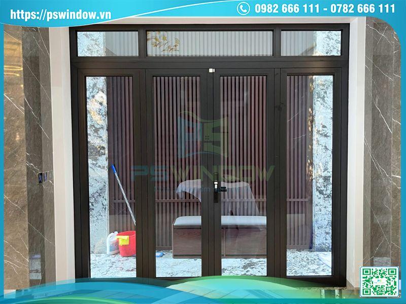 Bộ cửa mở quay nhôm Rolan sang trọng, hiện đại Bộ cửa mở quay nhôm Rolan sang trọng, hiện đại