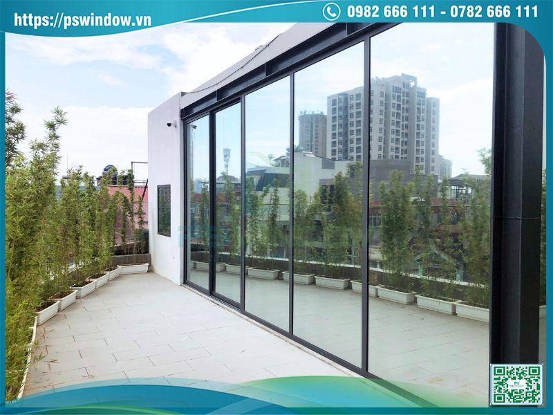 Cửa nhôm bền bỉ, cứng cáp, chống chịu mưa nắng gió bão Cửa nhôm bền bỉ, cứng cáp, chống chịu mưa nắng gió bão